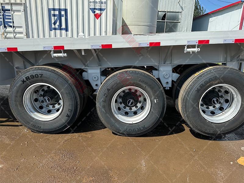 3 axles 40ft Flatbed trailer factory