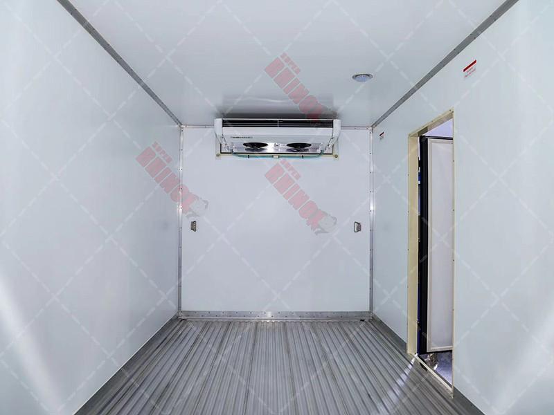 5 Ton Refrigerated  truck (HOTO 4x2)
