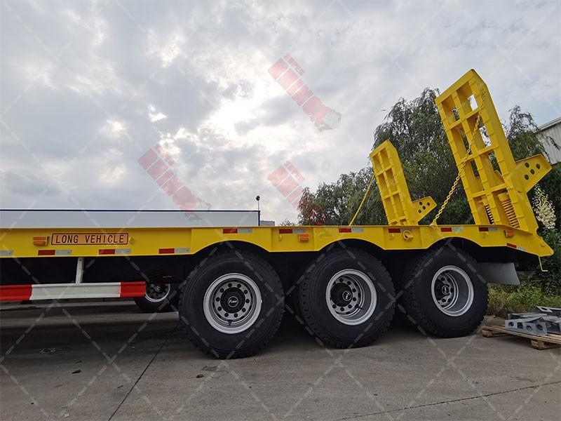 Tri-Axle Lowbed Trailer | Heavy-Duty & Reliable Transport Solutions